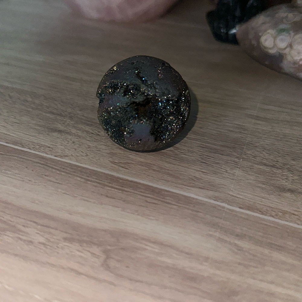 Aura Quartz Sphere Druzy